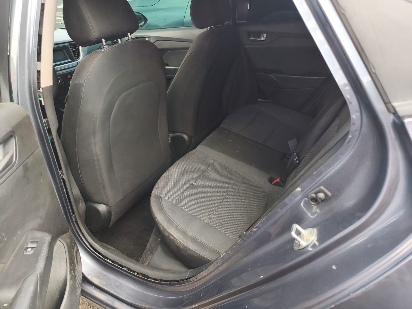 Hyundai Accent SE 2018, foto 6 de 9