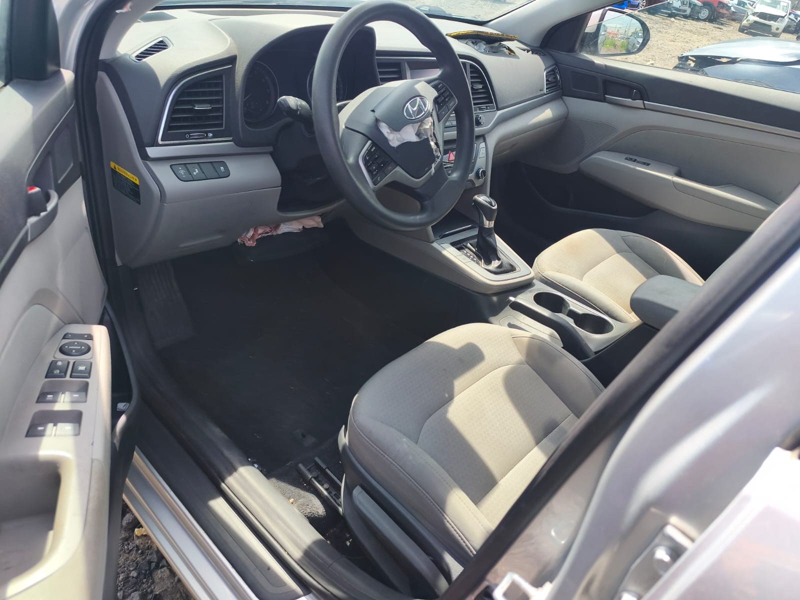 Hyundai Elantra SEL 2018, foto 8 de 11