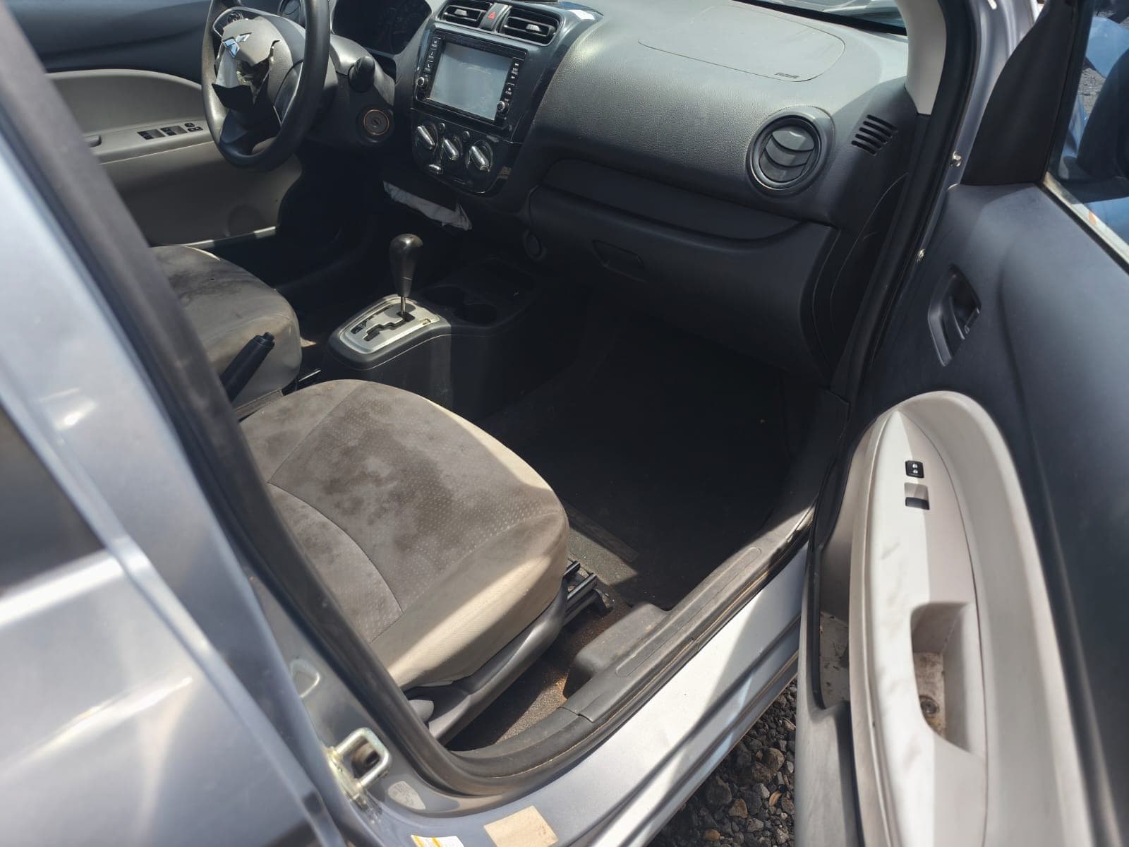 Mitsubishi Mirage G4 ES 2018, foto 11 de 12