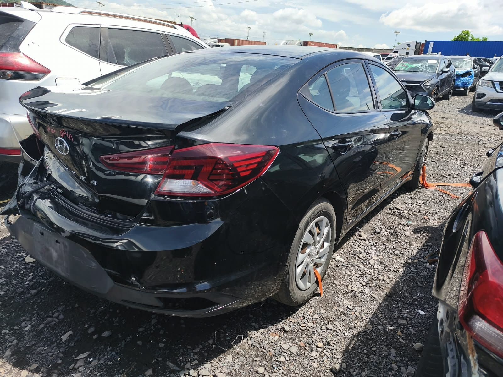 Hyundai Elantra SE 2020, foto 4 de 10