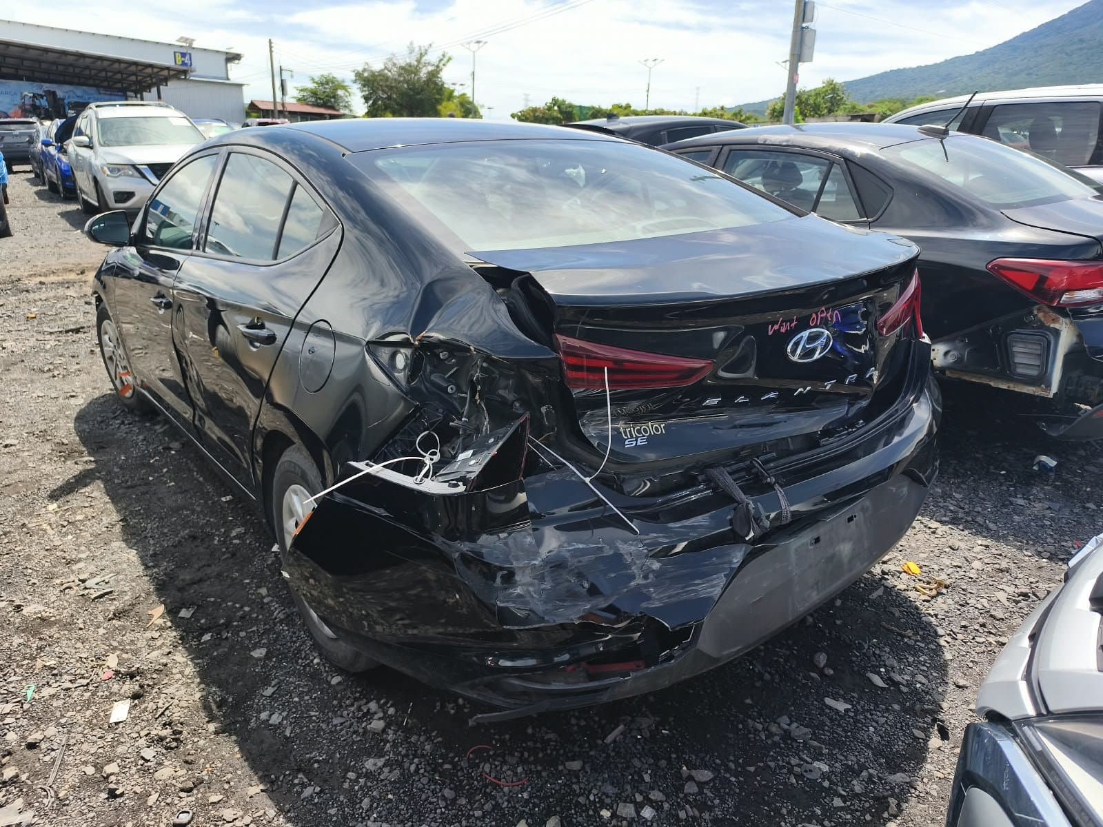 Hyundai Elantra SE 2020, foto 5 de 10