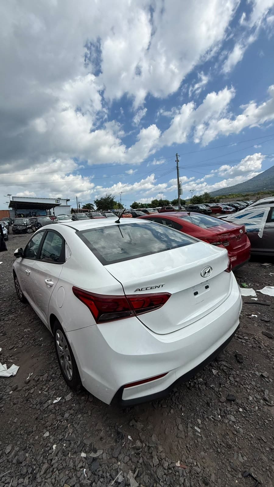 Hyundai Accent SE 2021, foto 4 de 7